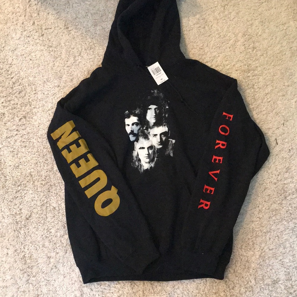 Hot Topic Queen Hoodie NEVER WORN